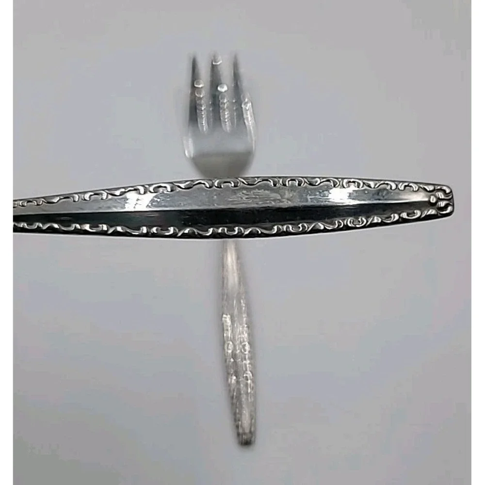 Set of 2 1881 Rogers Oneida Ltd TRIPOLI Pattern Stainless Steel Serving Forks